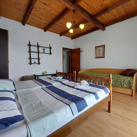 Pinezići Apartments Vilim מראה חיצוני תמונה