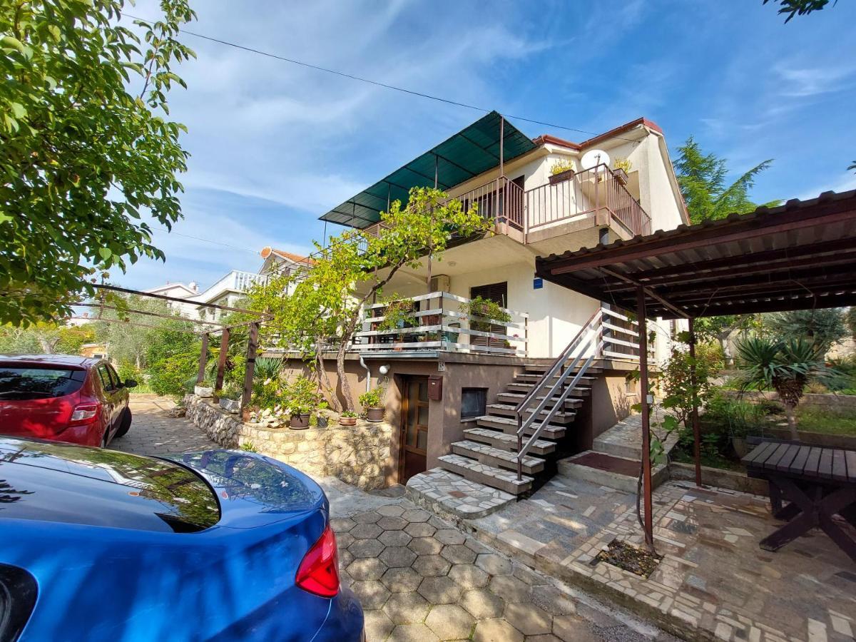 Pinezići Apartments Vilim מראה חיצוני תמונה
