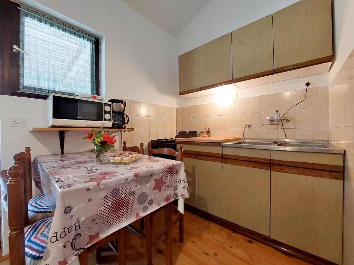 Pinezići Apartments Vilim מראה חיצוני תמונה
