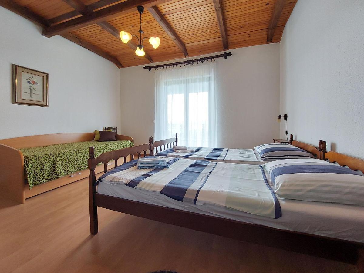 Pinezići Apartments Vilim מראה חיצוני תמונה
