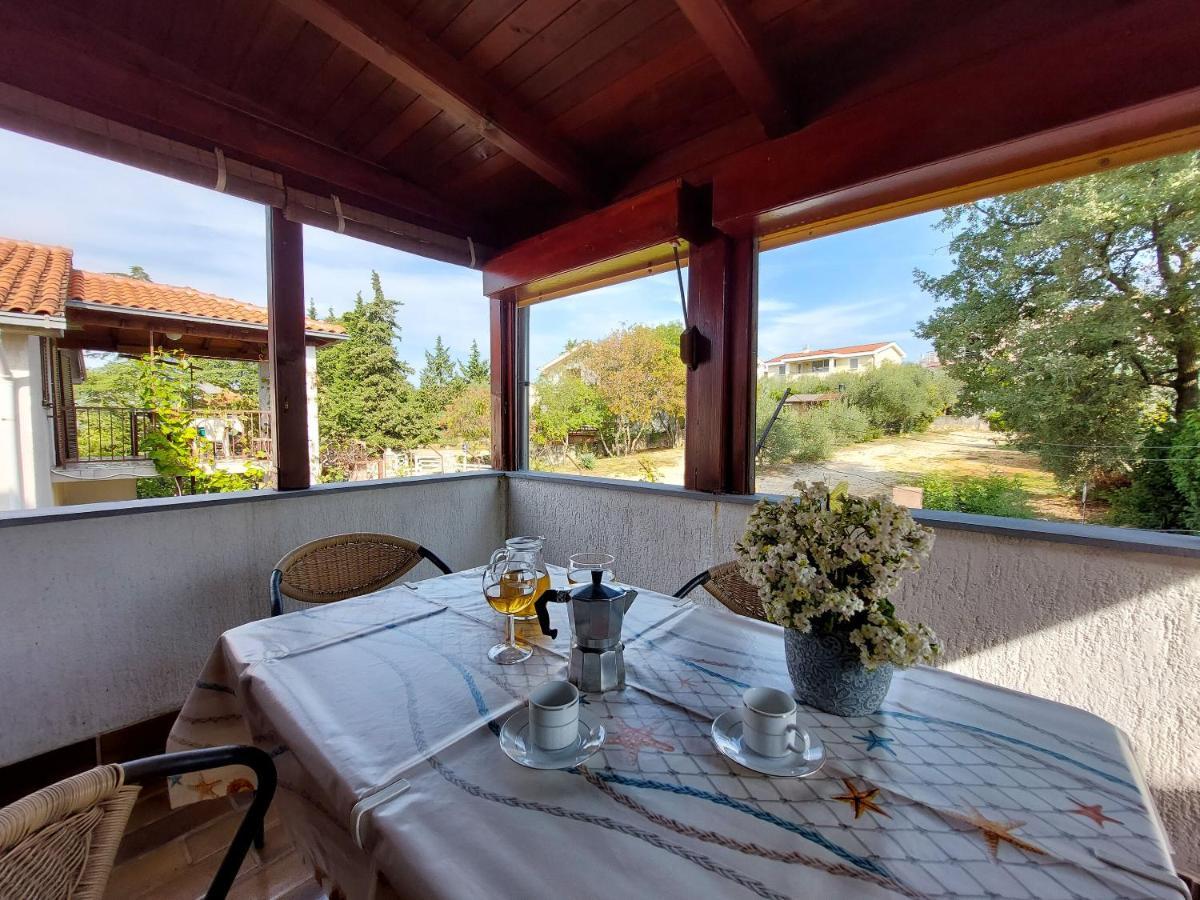 Pinezići Apartments Vilim מראה חיצוני תמונה