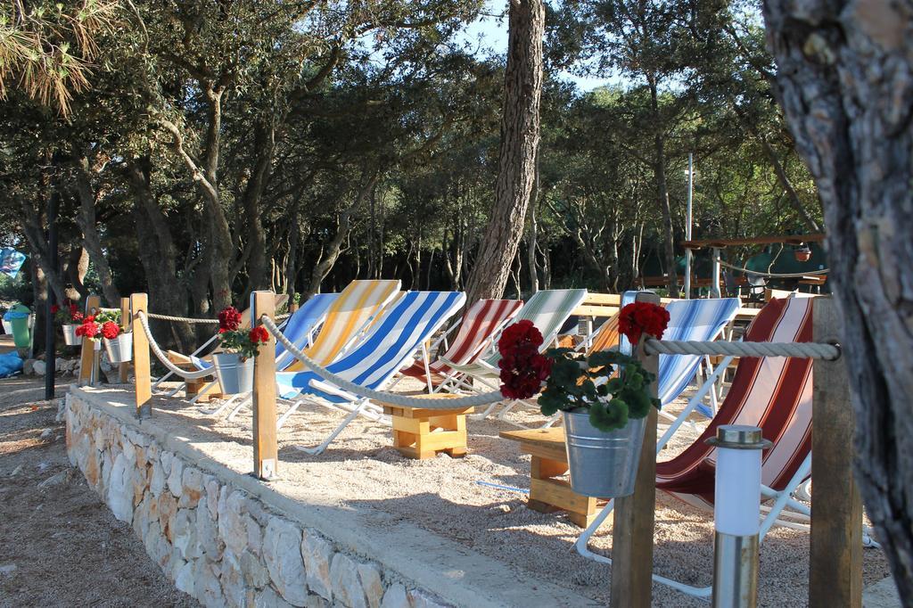 Pinezići Apartments Vilim מראה חיצוני תמונה